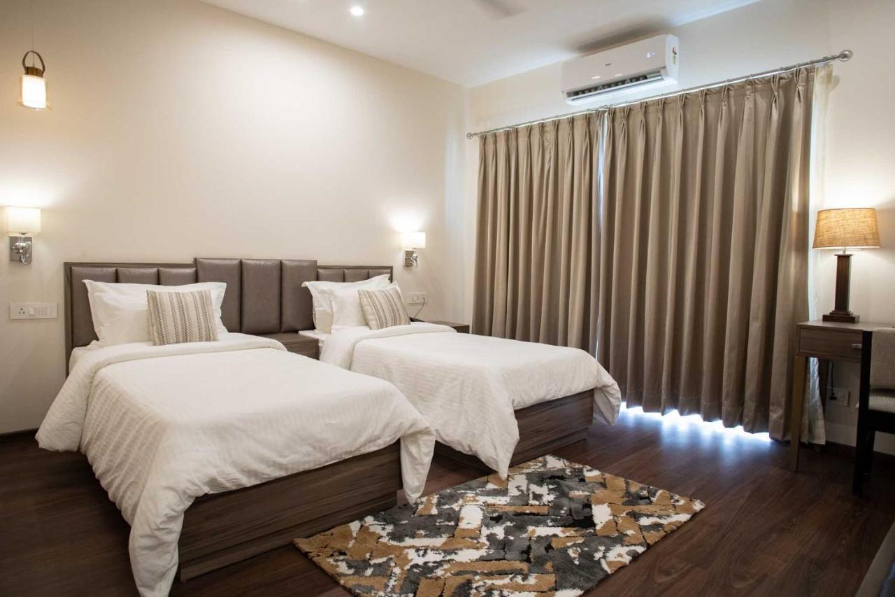 Hotel Alaya デヘラードゥーン エクステリア 写真