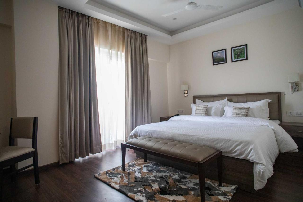 Hotel Alaya デヘラードゥーン エクステリア 写真